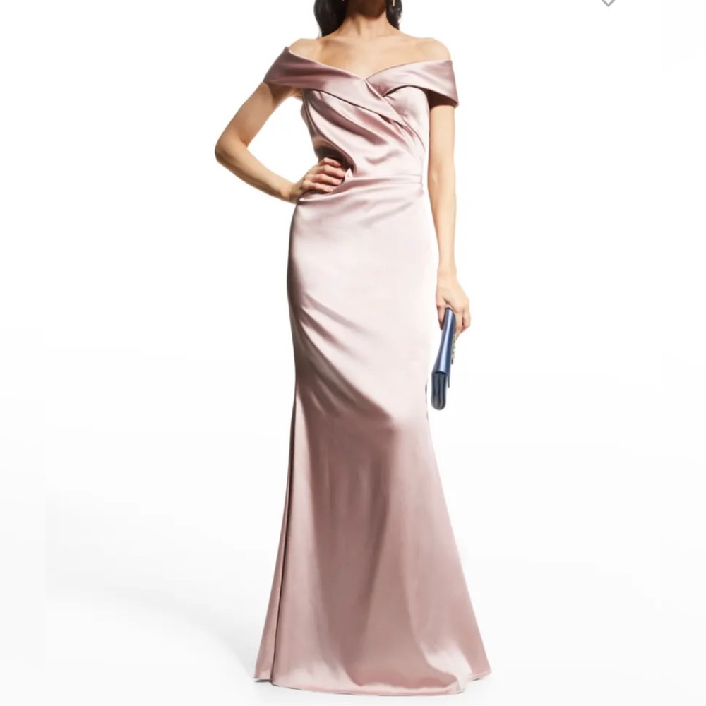Rickie Freeman For Teri Jon
Off-Shoulder Draped Stretch Satin Gown